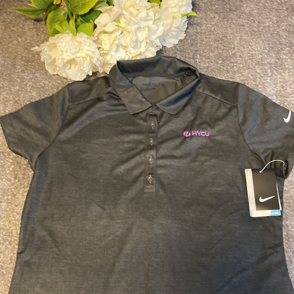 Nike Wome’s New Golf Polo  size L